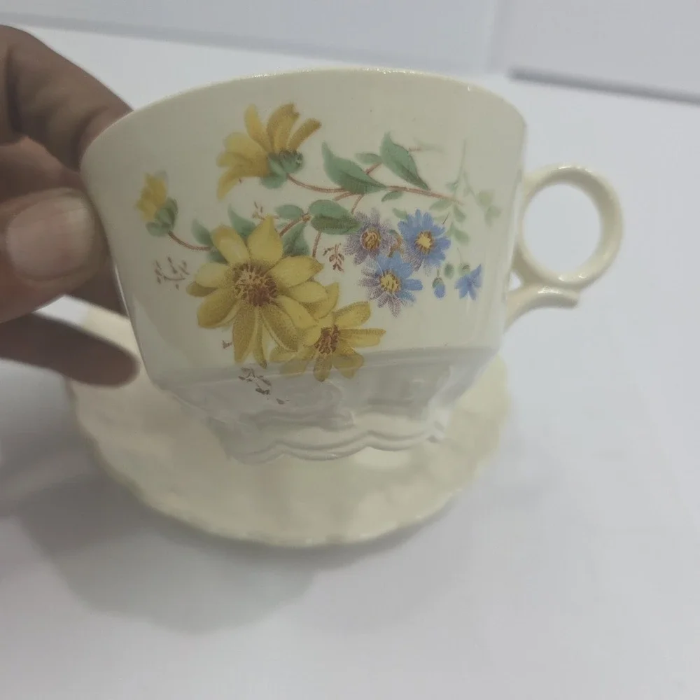 Set 11‎ Vintage Taylor Smith Taylor Everglade Teacups & Saucers Yellow Daisy